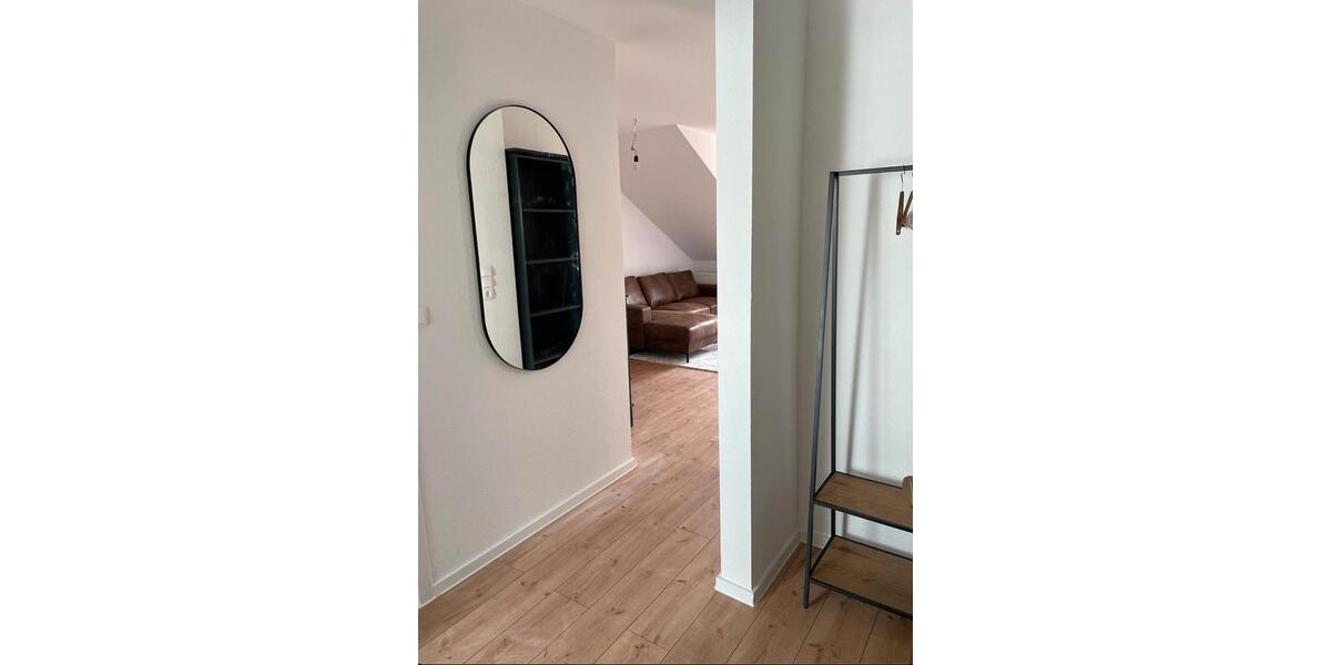 Dachgeschoßwohnung Aschaffenburg Damm - 2 Zimmer, 44 m&sup2;, 1.100&euro; | Angebot:26387111