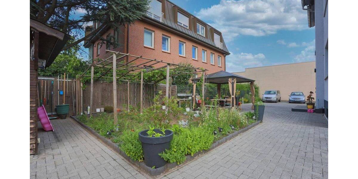 Mehrfamilienhaus, Wohnhaus Frankfurt am Main Seckbach - 1 Zimmer, 251 m&sup2;, 990.000&euro; | Angebot:26866046