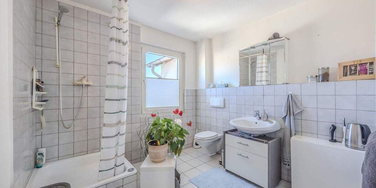 Mehrfamilienhaus, Wohnhaus Neu-Isenburg Isenburg - 1 Zimmer, 205 m&sup2;, 749.000&euro; | Angebot:25690964