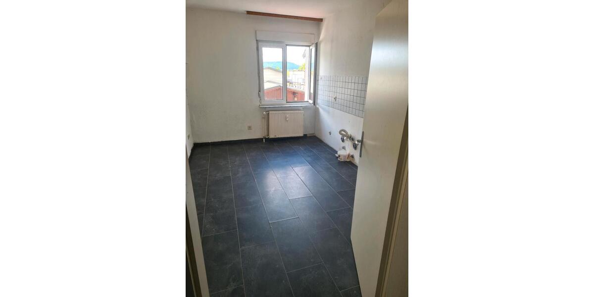 Etagenwohnung Neu-Isenburg Isenburg - 4 Zimmer, 98 m&sup2;, 1.000&euro; | Angebot:25637689