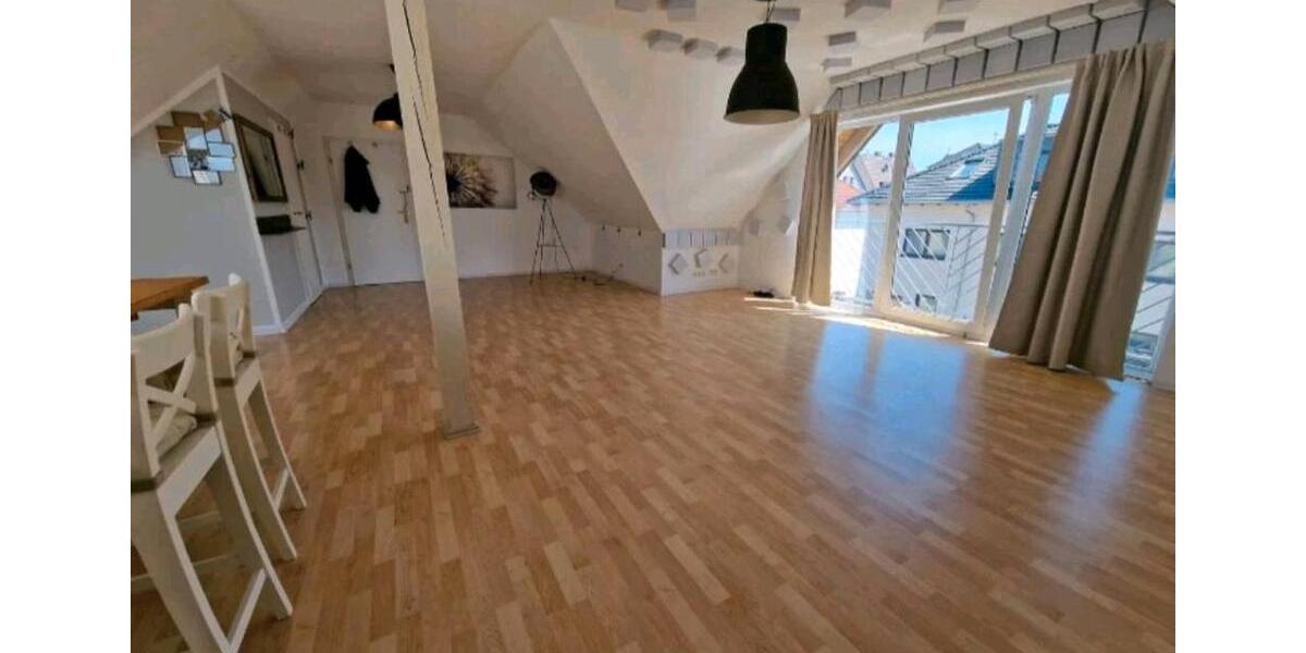 Dachgeschoßwohnung Glauburg - 2 Zimmer, 91 m&sup2;, 195.000&euro; | Angebot:26354191