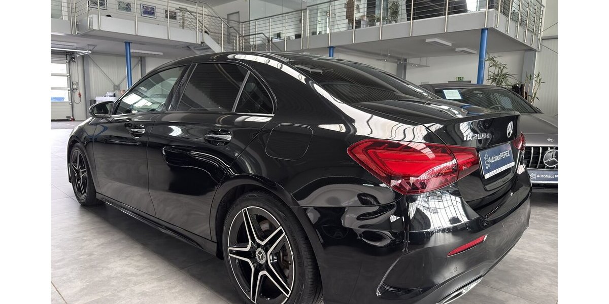 Mercedes-Benz A 200 d LIMOUSINE AMG PREMIUM-DISTR.-PANO-NIGHT! 15.679 km 36.859 &euro; Groß-Umstadt 64823