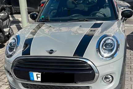 Mini Cooper 52.377 km 18.500 &euro; Frankfurt am Main 60596