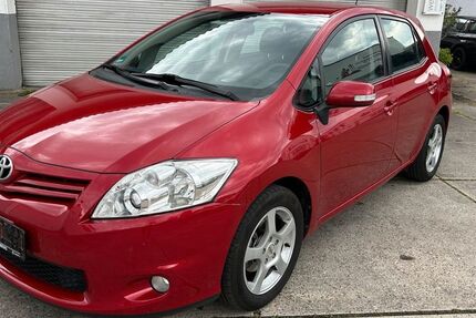 Toyota Auris 38.534 km 7.900 &euro; Bad Vilbel (bei Frankfurt) 61118