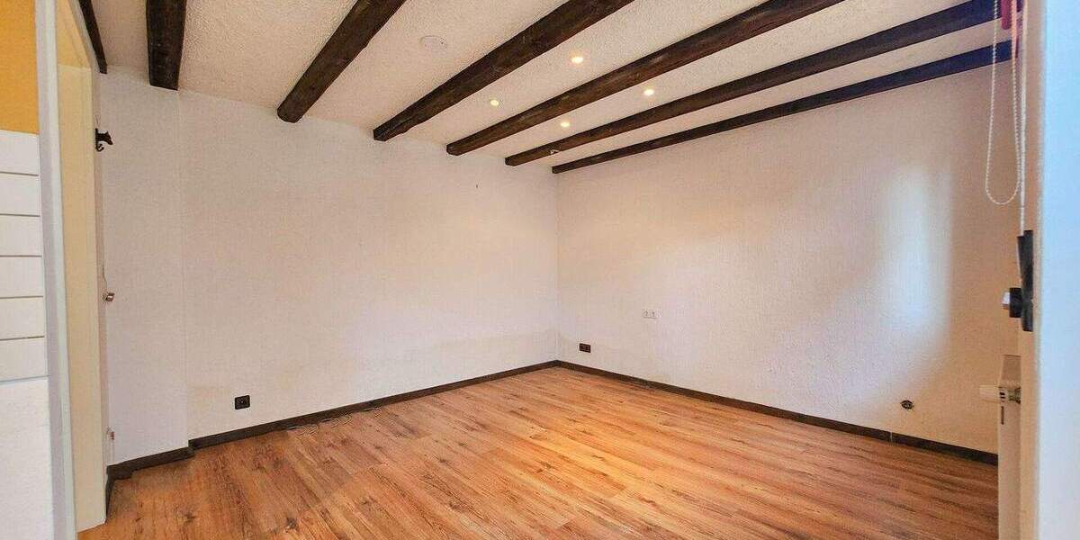 Einfamilienhaus Frankfurt am Main Nieder-Eschbach - 5 Zimmer, 128 m&sup2;, 499.000&euro; | Angebot:25780521