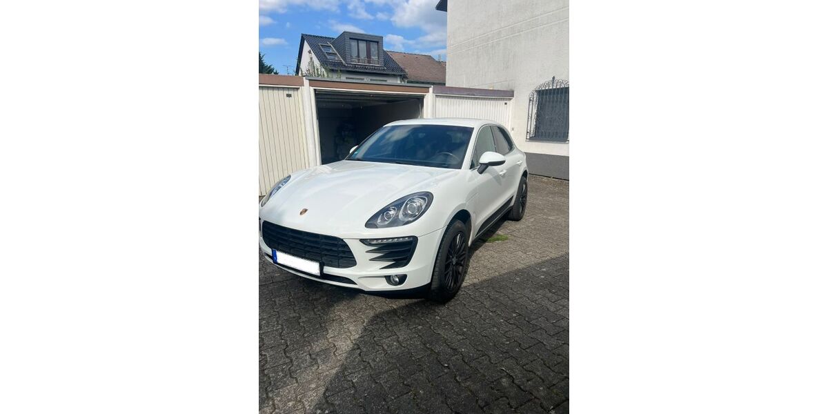 Porsche Macan 139.000 km 24.900 &euro; Offenbach 63069