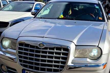 Chrysler 300C 400.965 km 4.500 &euro; Langen (Hessen) 63225