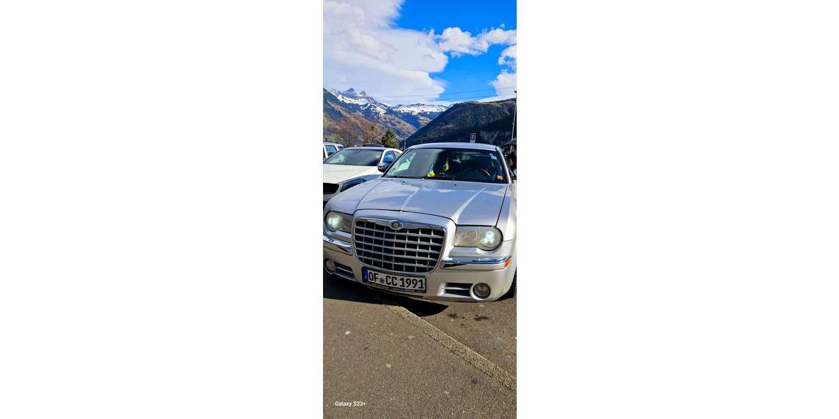 Chrysler 300C 400.965 km 4.500 &euro; Langen (Hessen) 63225