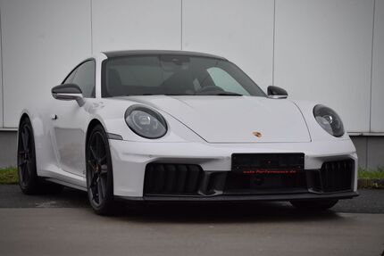 Porsche 992 5.200 km 182.000 &euro; Eschborn bei Frankfurt am Main 65760