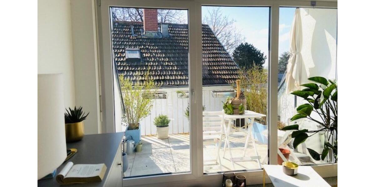 Dachgeschoßwohnung Frankfurt am Main Ginnheim - 2 Zimmer, 57 m&sup2;, 1.165&euro; | Angebot:25648822