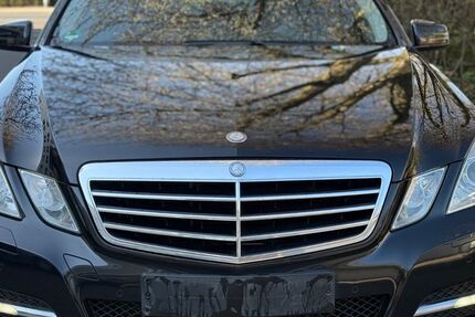 Mercedes-Benz E 200 194.000 km 8.700 &euro; Eschborn 65760