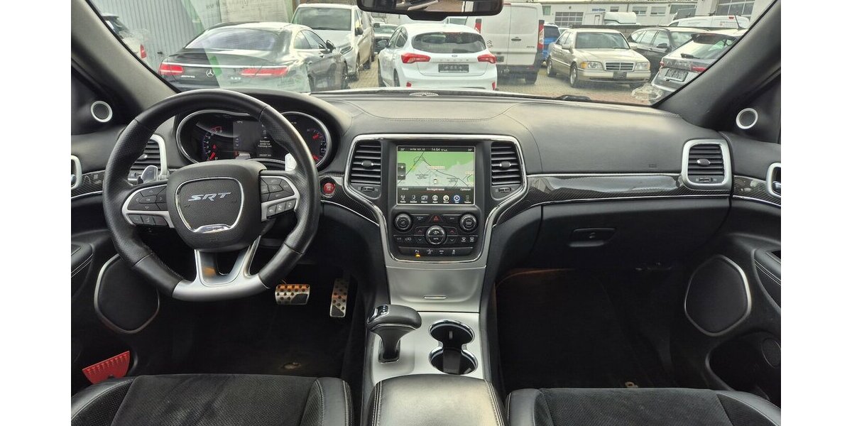 Jeep Grand Cherokee 6.4 V8 HEMI SRT 8-Gang Automatik 250.000 km 17.990 &euro; Rodgau 63110