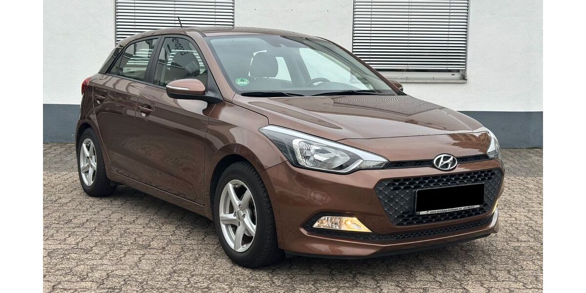 Hyundai i20 49.500 km 8.990 &euro; Langen (Hessen) 63225